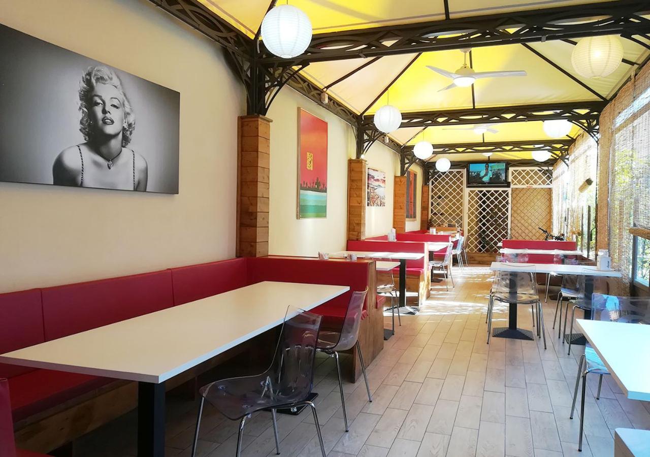 Cristal Rooms Plasencia Exterior foto