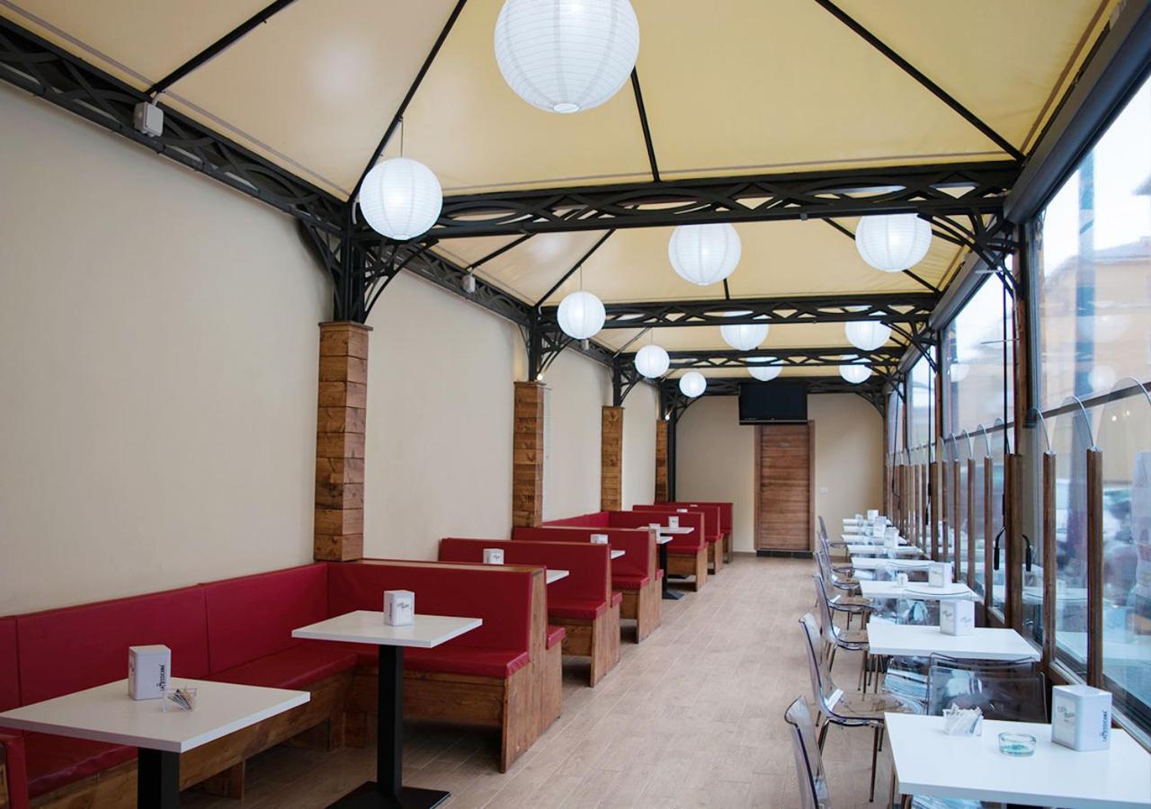 Cristal Rooms Plasencia Exterior foto