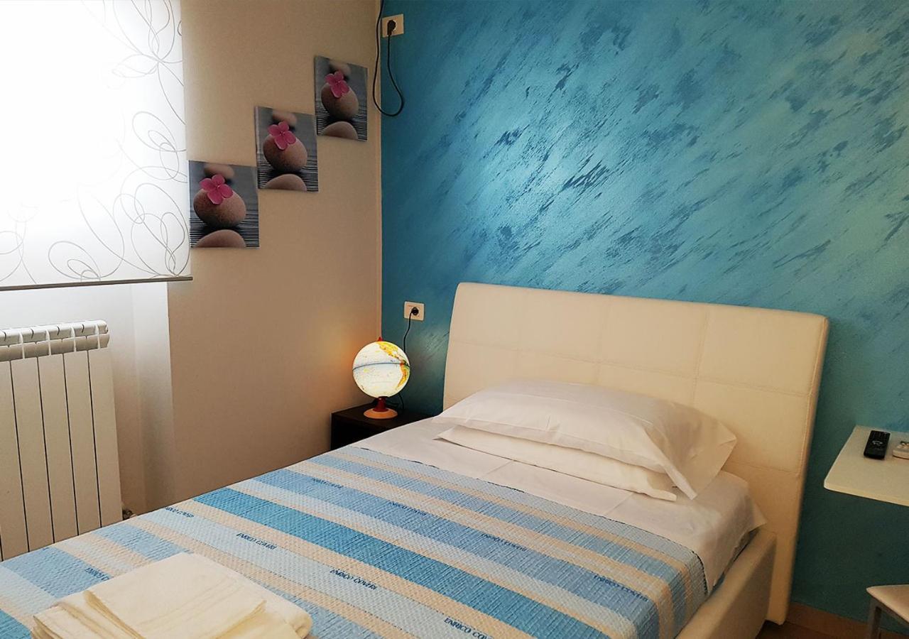 Cristal Rooms Plasencia Exterior foto