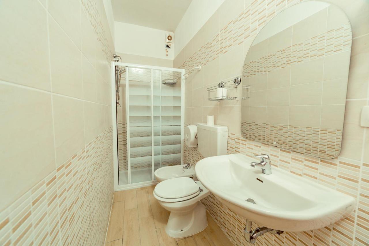 Cristal Rooms Plasencia Exterior foto